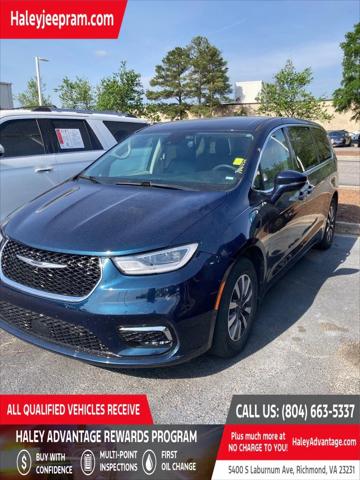 2022 Chrysler Pacifica Hybrid Touring L