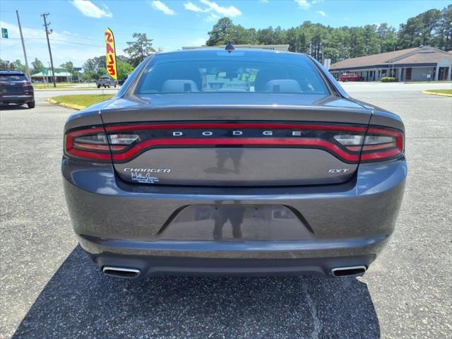 2016 Dodge Charger SXT
