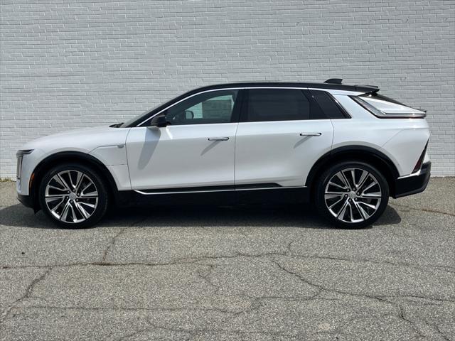 2025 Cadillac iQ Luxury w/1SE