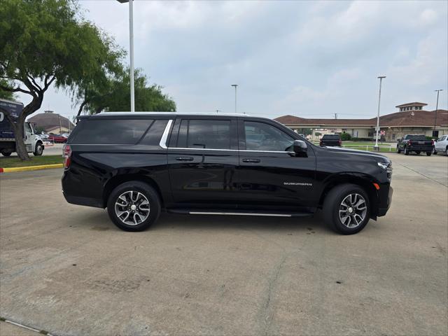 2022 Chevrolet Suburban 2WD LT