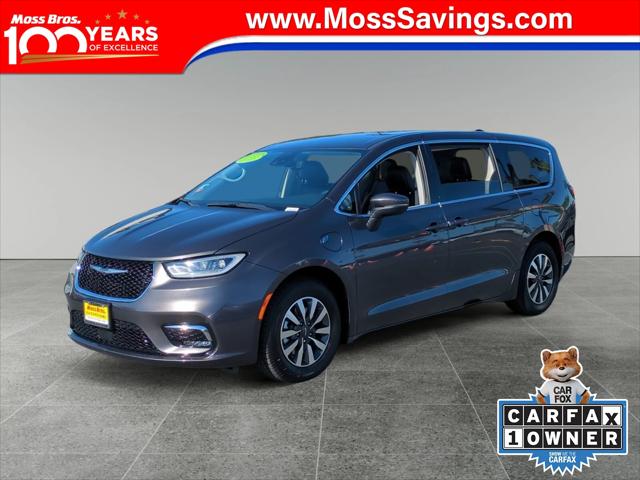 2023 Chrysler Pacifica Hybrid Touring L