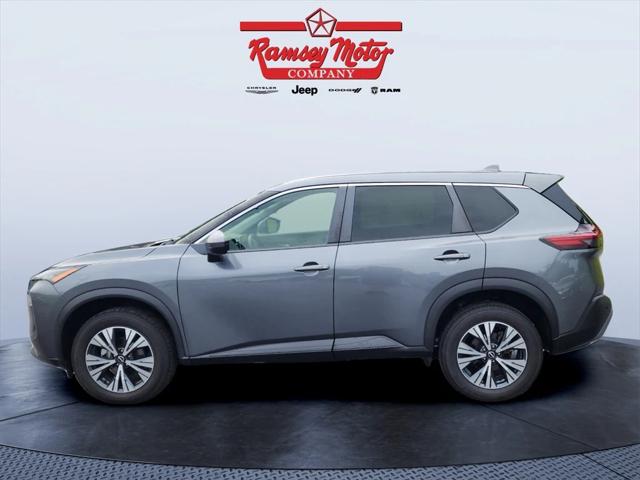 2022 Nissan Rogue SV FWD