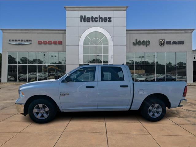 2023 RAM 1500 Classic SLT Crew Cab 4x2 57 Box