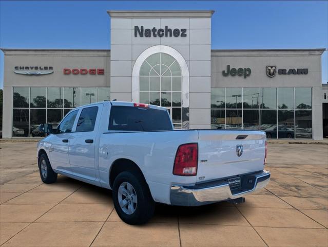 2023 RAM 1500 Classic SLT Crew Cab 4x2 57 Box