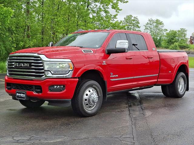 2024 RAM 3500 Limited Longhorn Mega Cab 4x4 64 Box