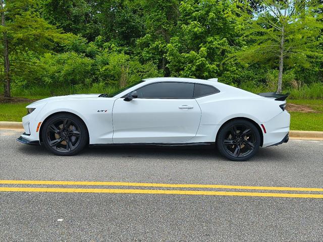 2022 Chevrolet Camaro RWD Coupe LT1