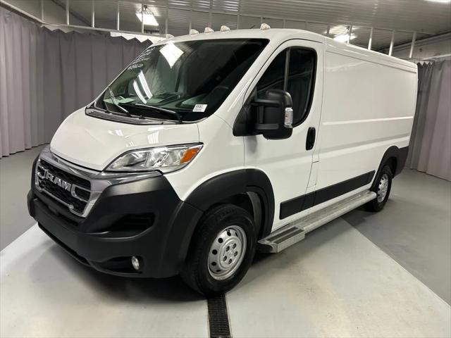 2023 RAM ProMaster 2500 Cargo Van Low Roof 136 WB 2023 RAM ProMaster 2500 Cargo Van Low Roof 136 WB