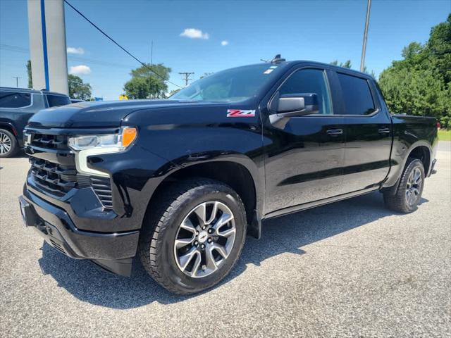 2022 Chevrolet Silverado 1500 4WD Crew Cab Short Bed RST