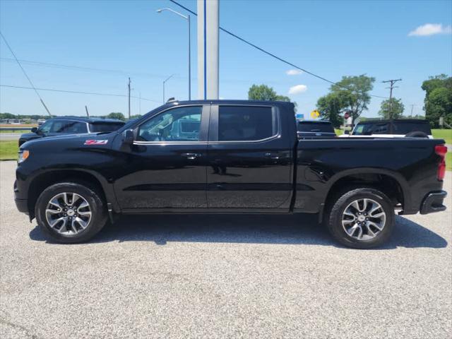 2022 Chevrolet Silverado 1500 4WD Crew Cab Short Bed RST