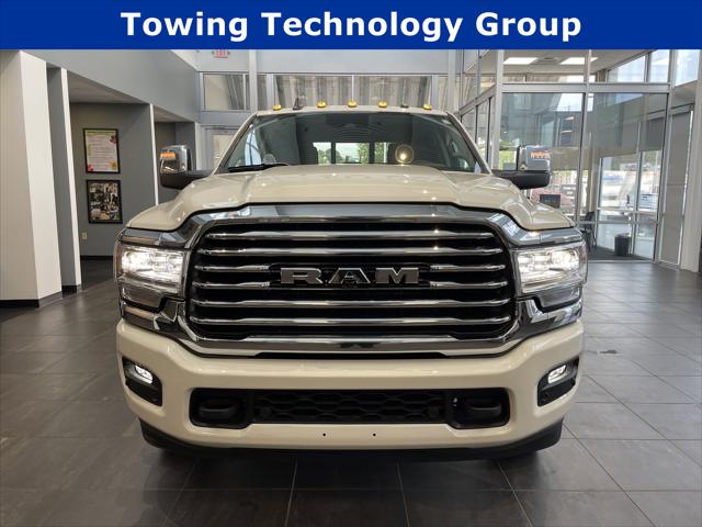 2024 RAM 3500 Limited Longhorn Crew Cab 4x4 8 Box