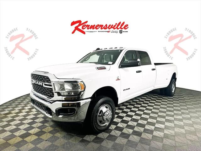 2022 RAM 3500 Big Horn Crew Cab 4x4 8 Box