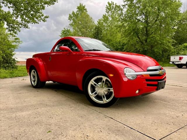 2004 Chevrolet SSR LS