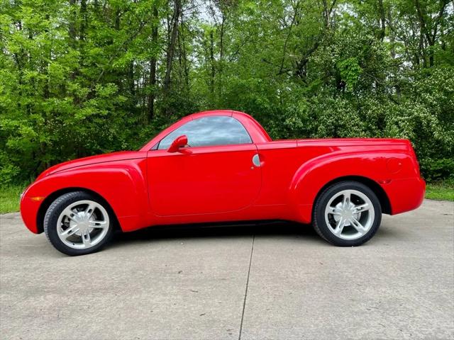 2004 Chevrolet SSR LS