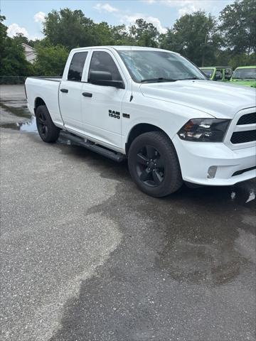 2017 RAM 1500 Express Quad Cab 4x4 64 Box