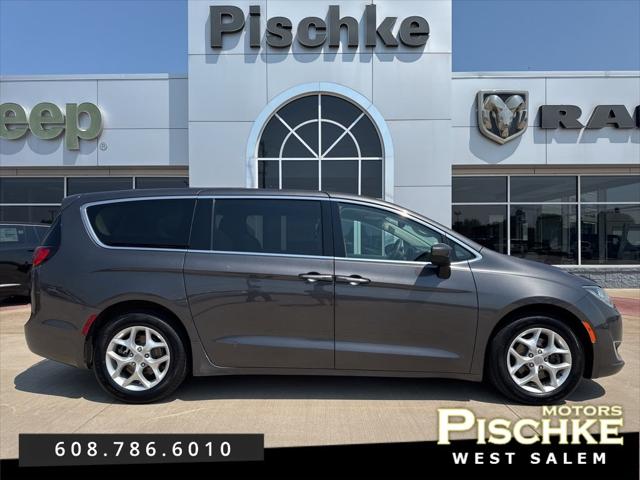2017 Chrysler Pacifica Touring Plus