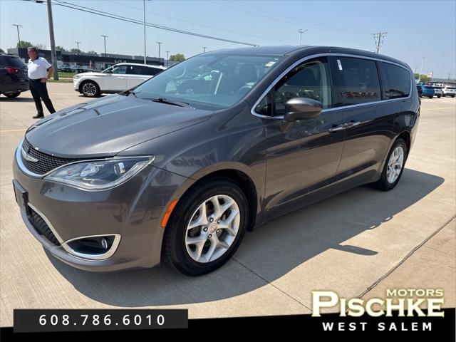 2017 Chrysler Pacifica Touring Plus