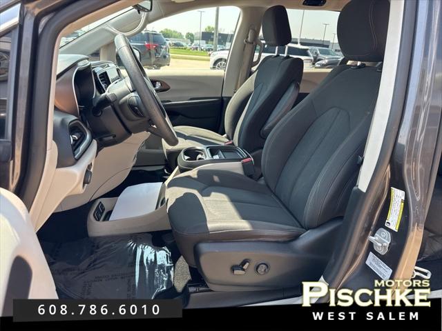 2017 Chrysler Pacifica Touring Plus
