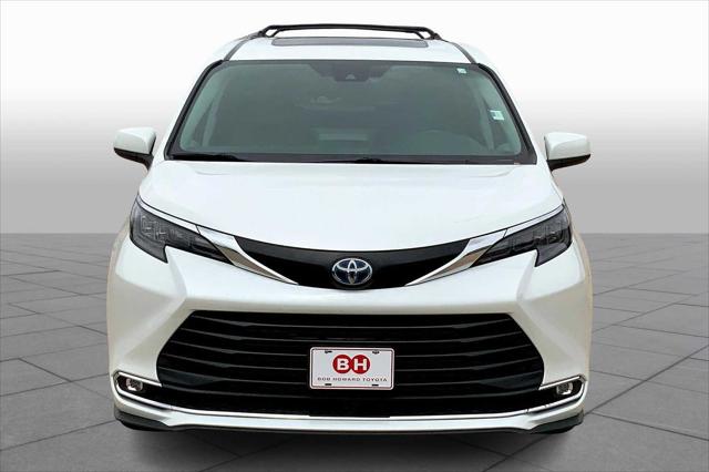 2024 Toyota Sienna XLE