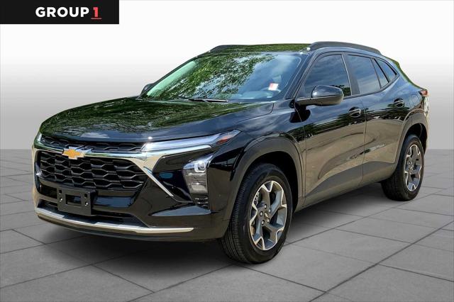 2025 Chevrolet Trax FWD LT