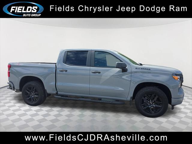 2024 Chevrolet Silverado 1500 4WD Crew Cab Short Bed Custom