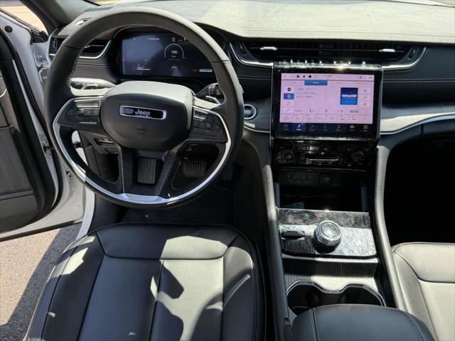 2025 Jeep Grand Cherokee L Limited 4x4
