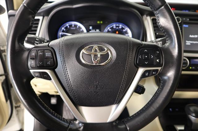 2017 Toyota Highlander Limited Platinum
