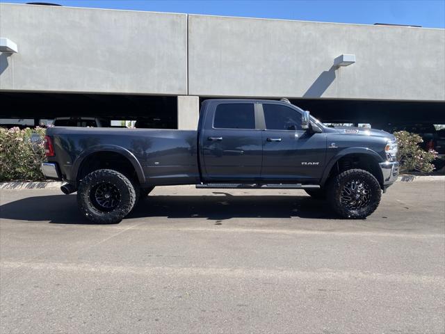 2020 RAM 3500 Laramie Crew Cab 4x4 8 Box
