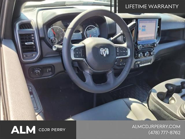 2025 Ram 5500 Tradesman/Big Horn