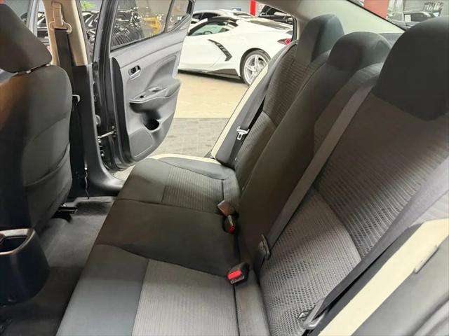 2021 Nissan Versa SV Xtronic CVT