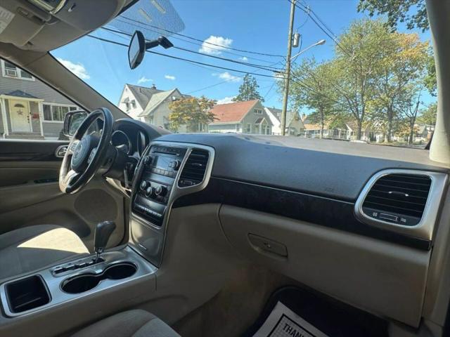 2011 Jeep Grand Cherokee Laredo