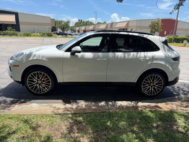 2020 Porsche Cayenne Base