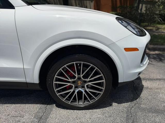 2020 Porsche Cayenne Base