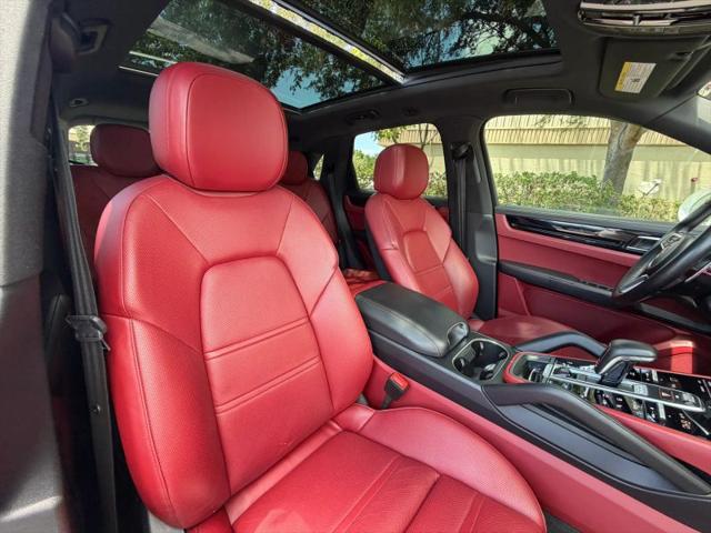 2020 Porsche Cayenne Base