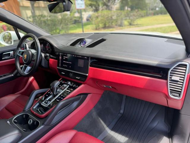 2020 Porsche Cayenne Base