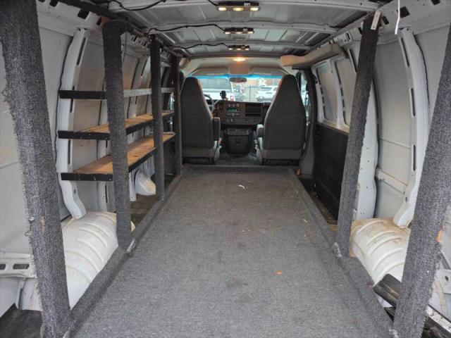 2017 Chevrolet Express Work Van