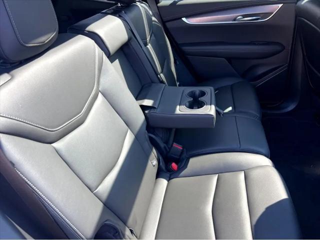 2025 Cadillac XT6 FWD Luxury