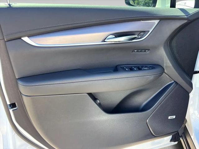 2025 Cadillac XT6 FWD Luxury