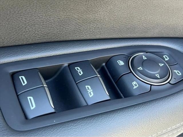 2025 Cadillac XT6 FWD Luxury