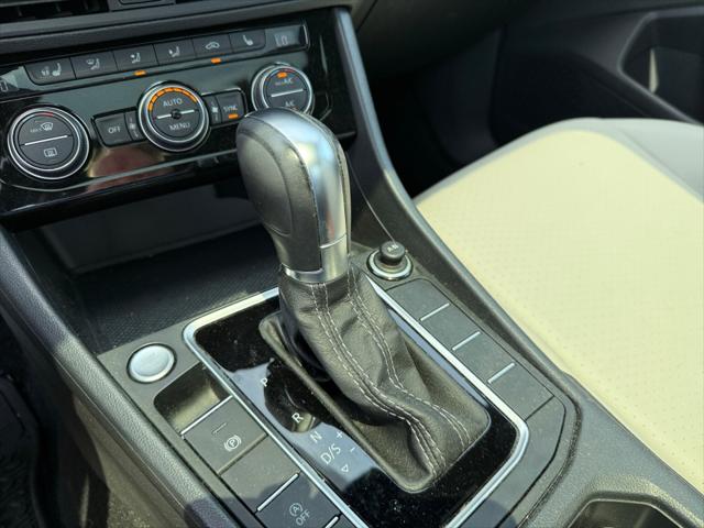 2019 Volkswagen Jetta 1.4T R-Line
