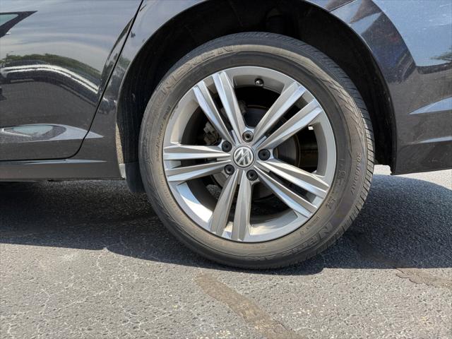 2019 Volkswagen Jetta 1.4T R-Line