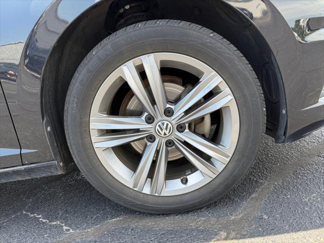 2019 Volkswagen Jetta 1.4T R-Line