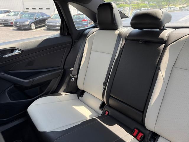 2019 Volkswagen Jetta 1.4T R-Line