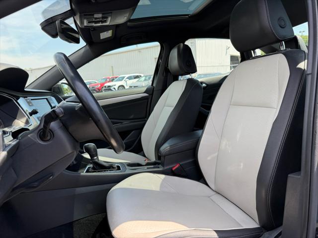 2019 Volkswagen Jetta 1.4T R-Line