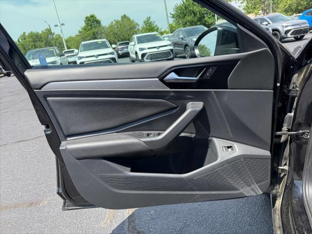 2019 Volkswagen Jetta 1.4T R-Line