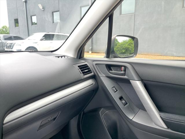 2015 Subaru Forester 2.5i