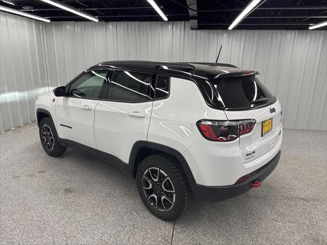 2025 Jeep Compass COMPASS TRAILHAWK 4X4