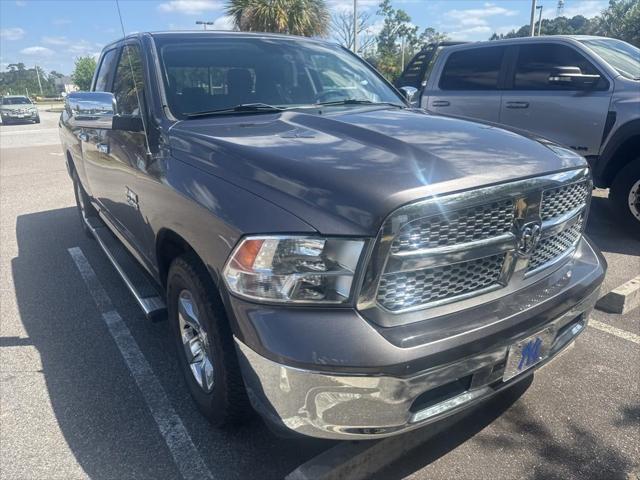 2017 RAM 1500 SLT Quad Cab 4x2 64 Box