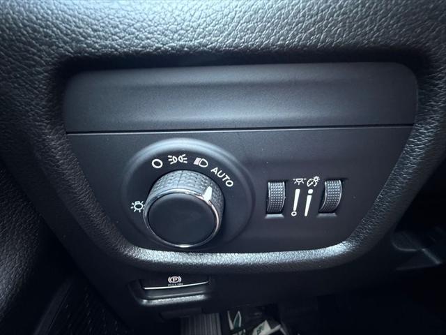 2025 Jeep Grand Cherokee GRAND CHEROKEE L LAREDO 4X2