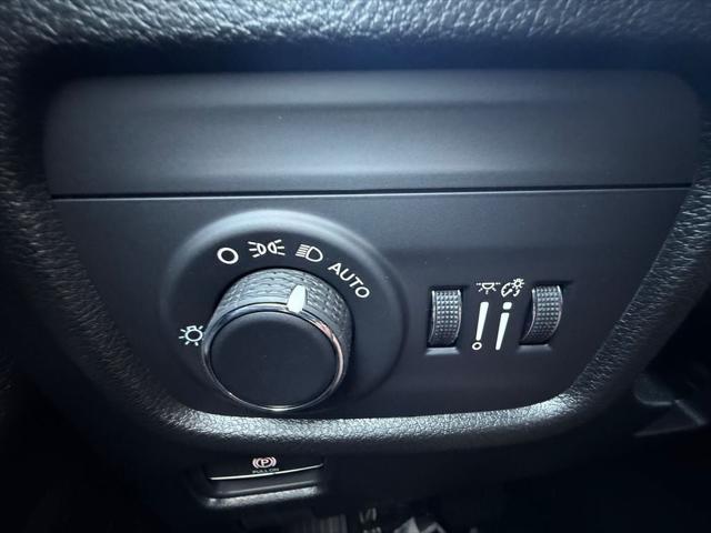 2025 Jeep Grand Cherokee GRAND CHEROKEE L LAREDO 4X2 2025 Jeep Grand Cherokee GRAND CHEROKEE L LAREDO 4X2