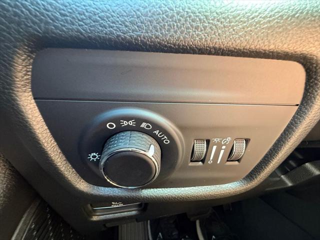 2025 Jeep Grand Cherokee GRAND CHEROKEE L LAREDO 4X4 2025 Jeep Grand Cherokee GRAND CHEROKEE L LAREDO 4X4